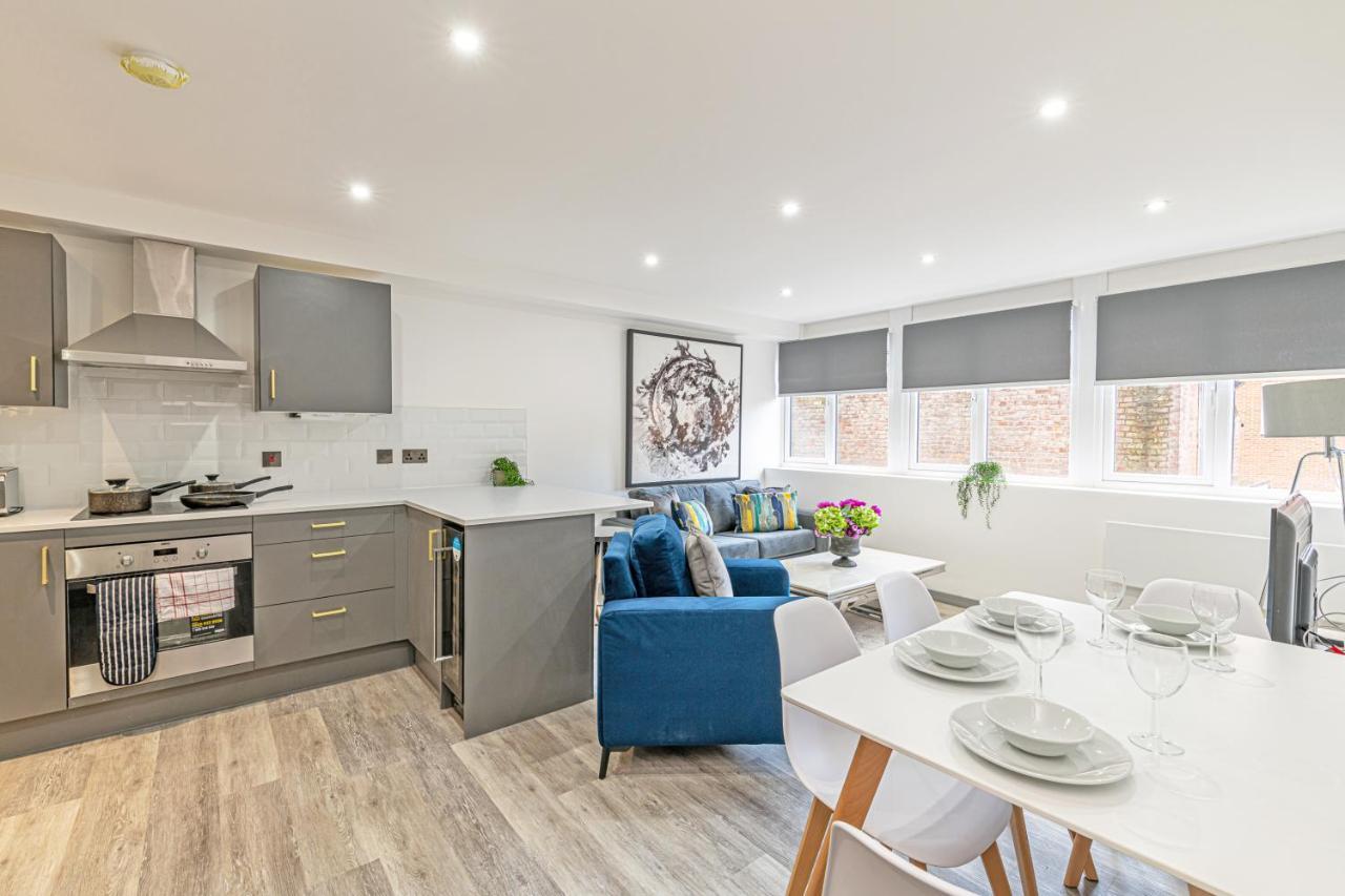 Charles House Serviced Apartments Preston  Kültér fotó