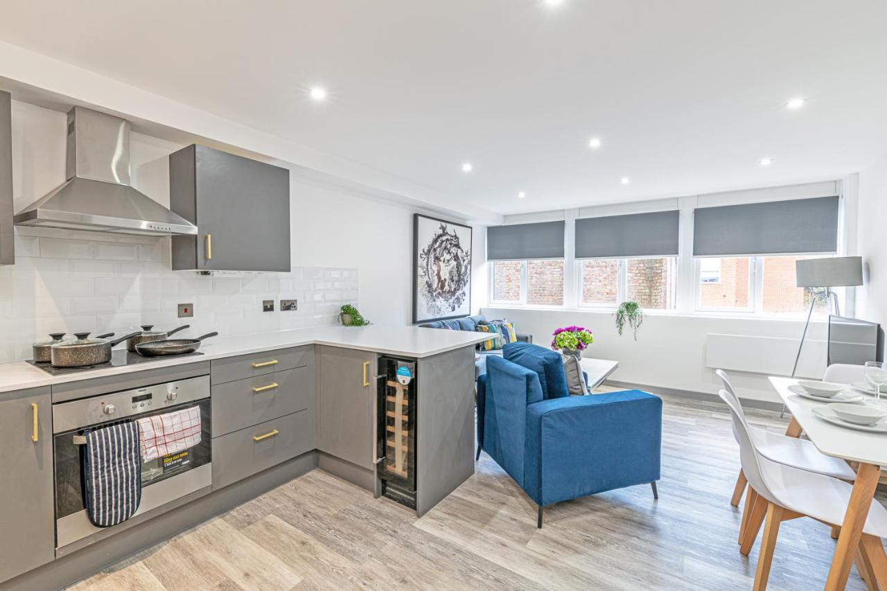 Charles House Serviced Apartments Preston  Kültér fotó