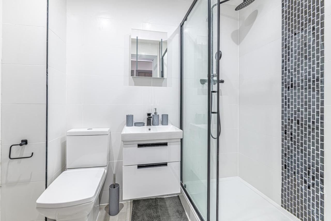 Charles House Serviced Apartments Preston  Kültér fotó