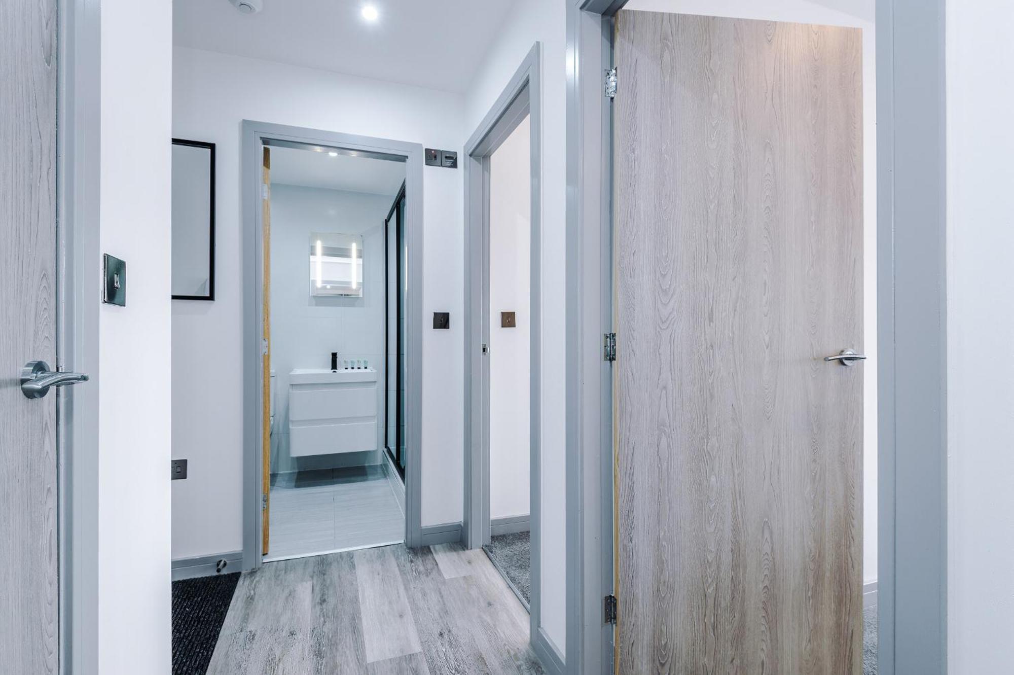 Charles House Serviced Apartments Preston  Kültér fotó