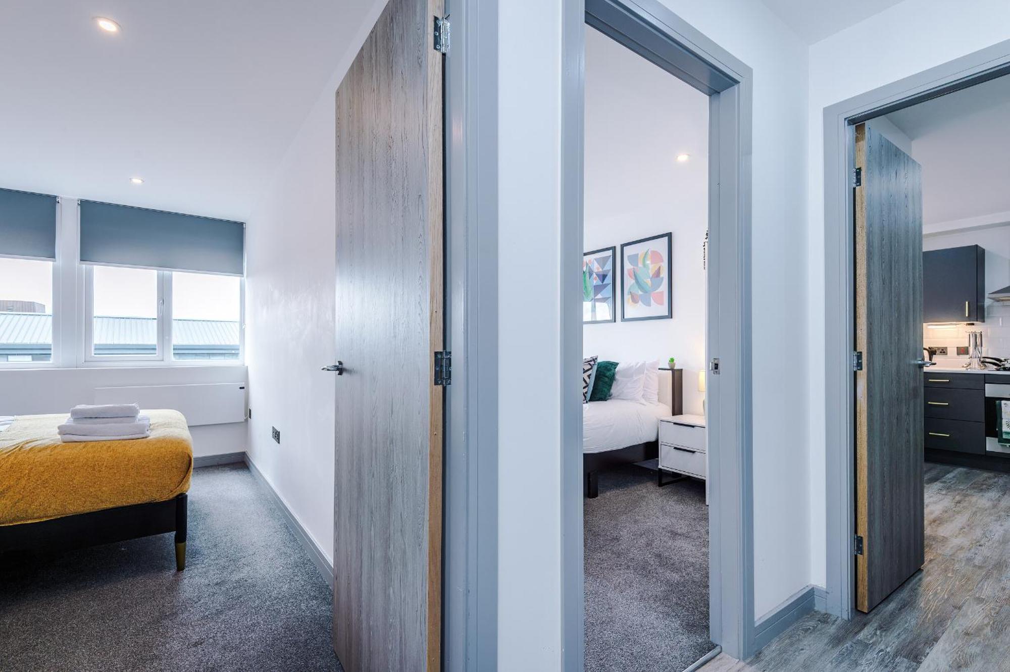 Charles House Serviced Apartments Preston  Kültér fotó