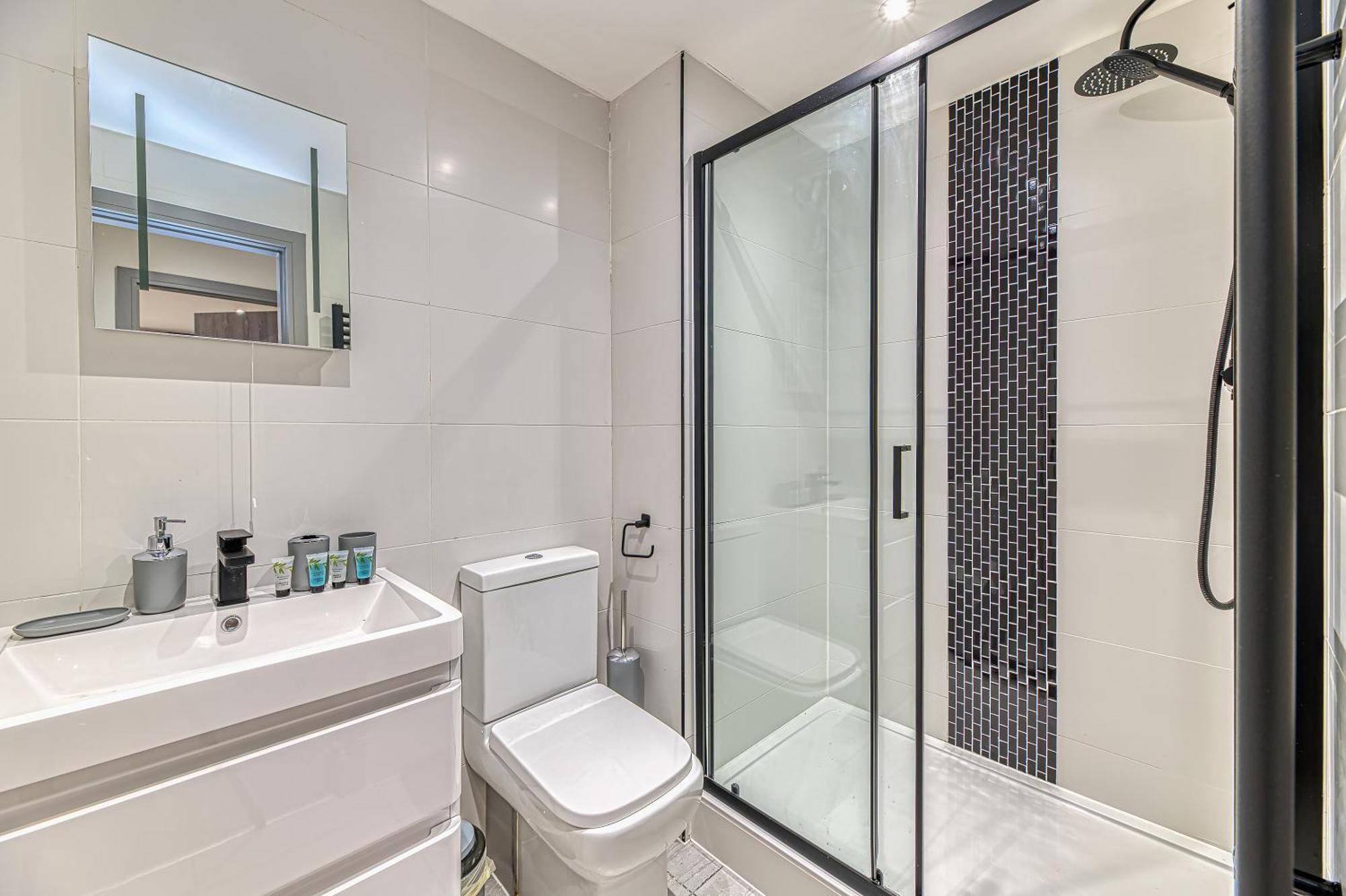 Charles House Serviced Apartments Preston  Kültér fotó