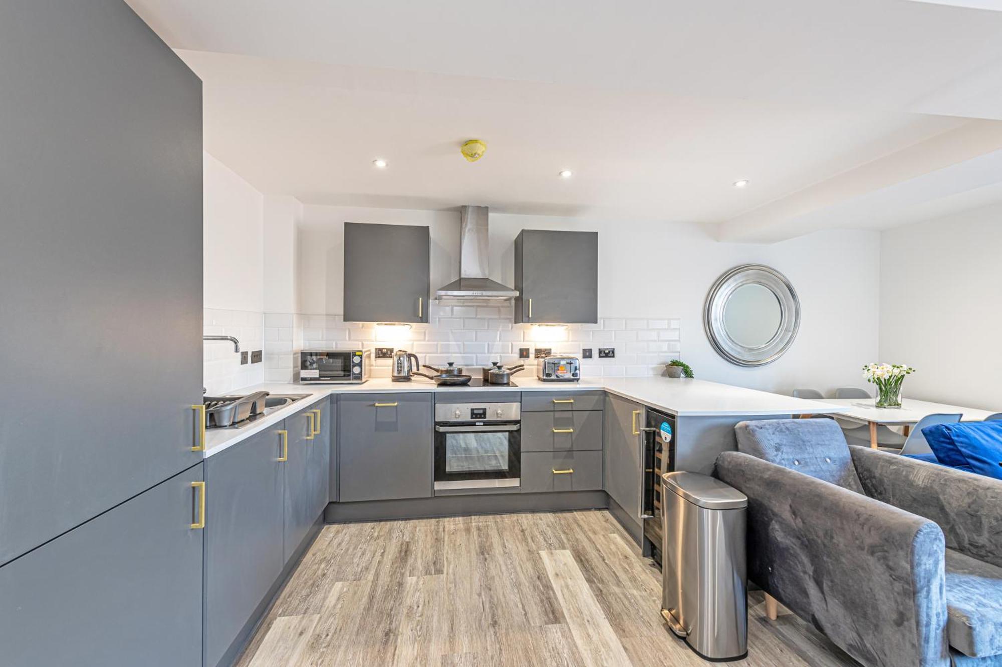 Charles House Serviced Apartments Preston  Kültér fotó